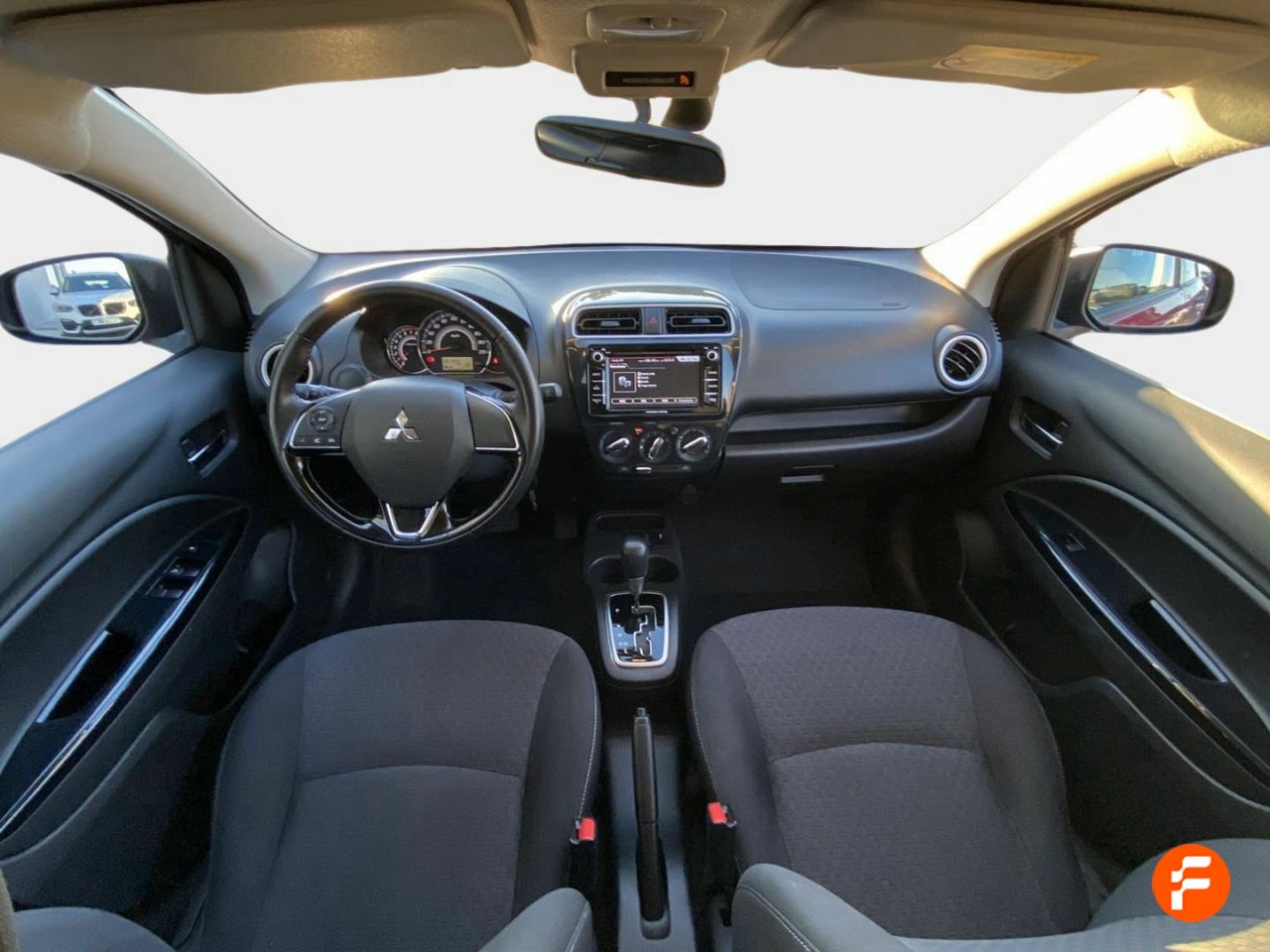 Foto Mitsubishi Space Star 10