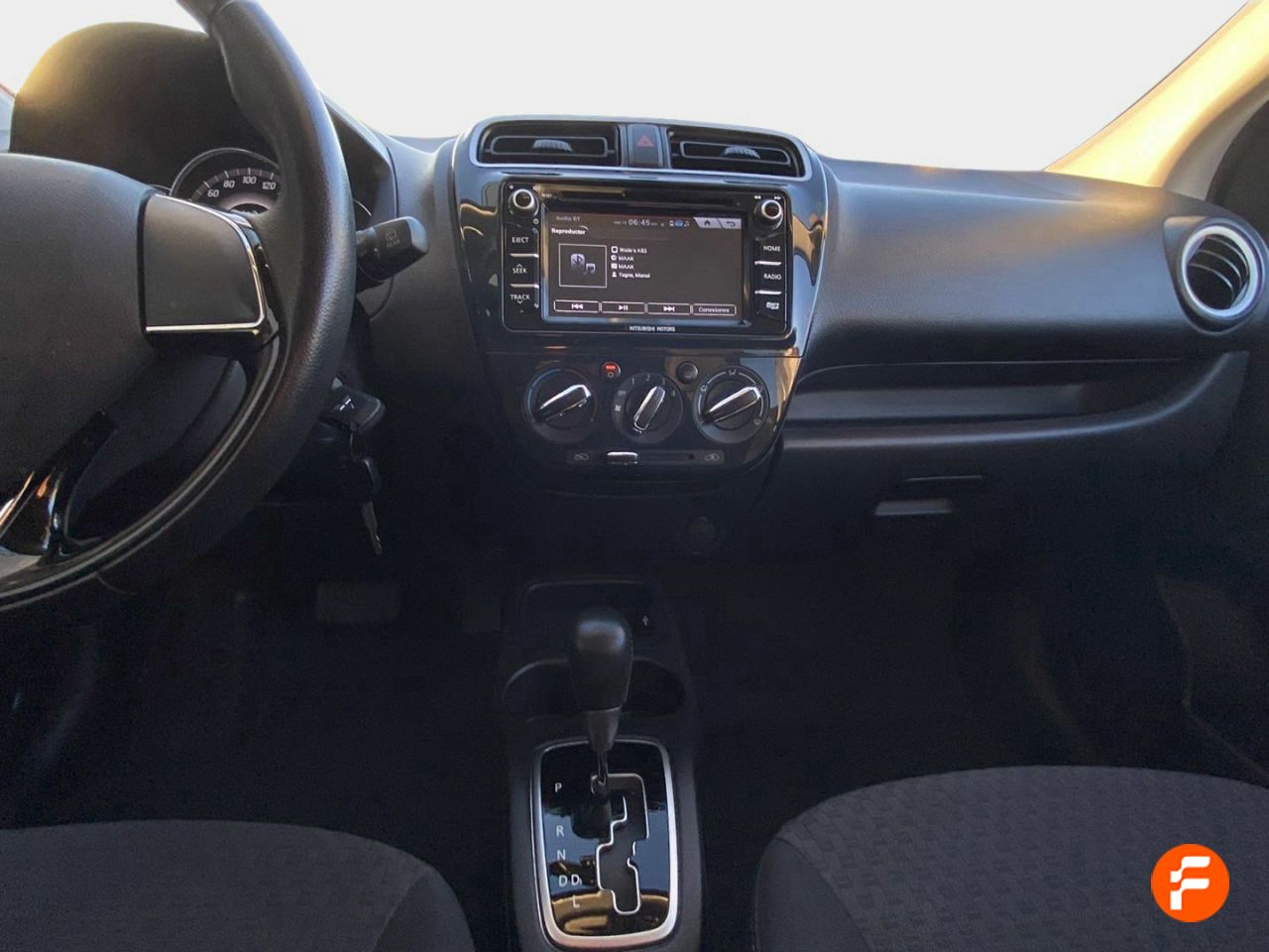 Foto Mitsubishi Space Star 11