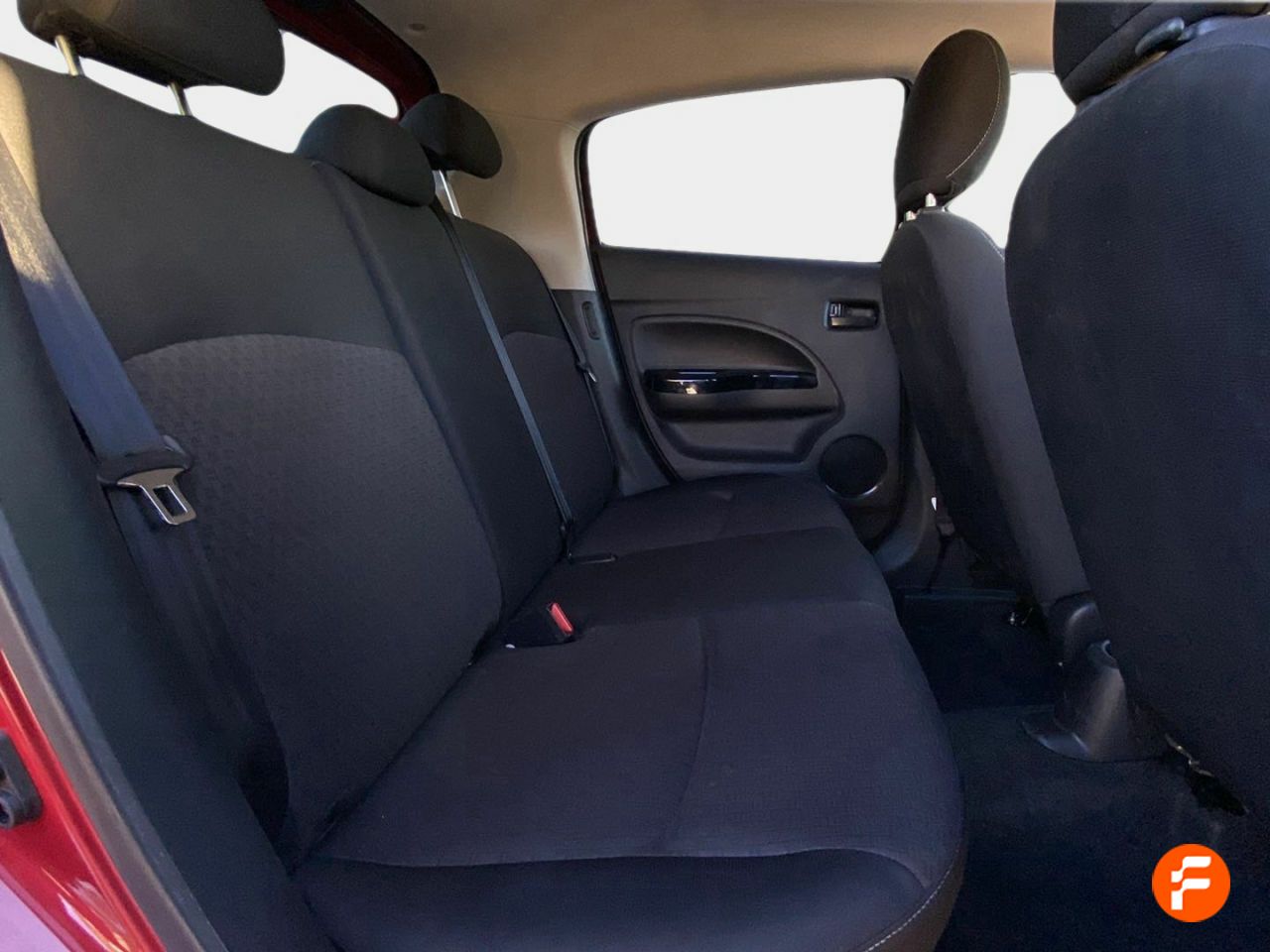 Foto Mitsubishi Space Star 15