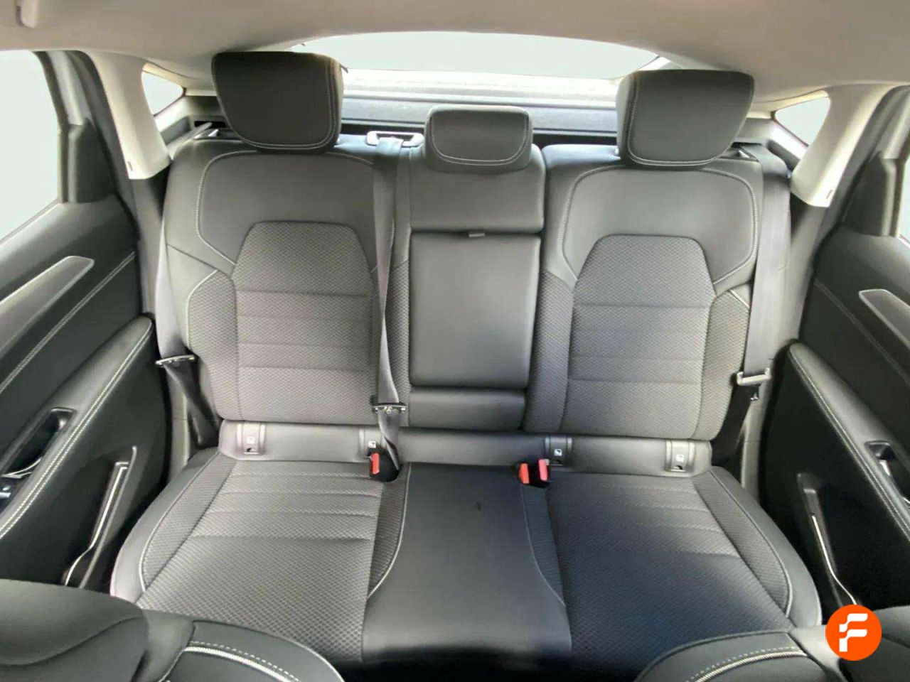 Foto Renault Arkana 16