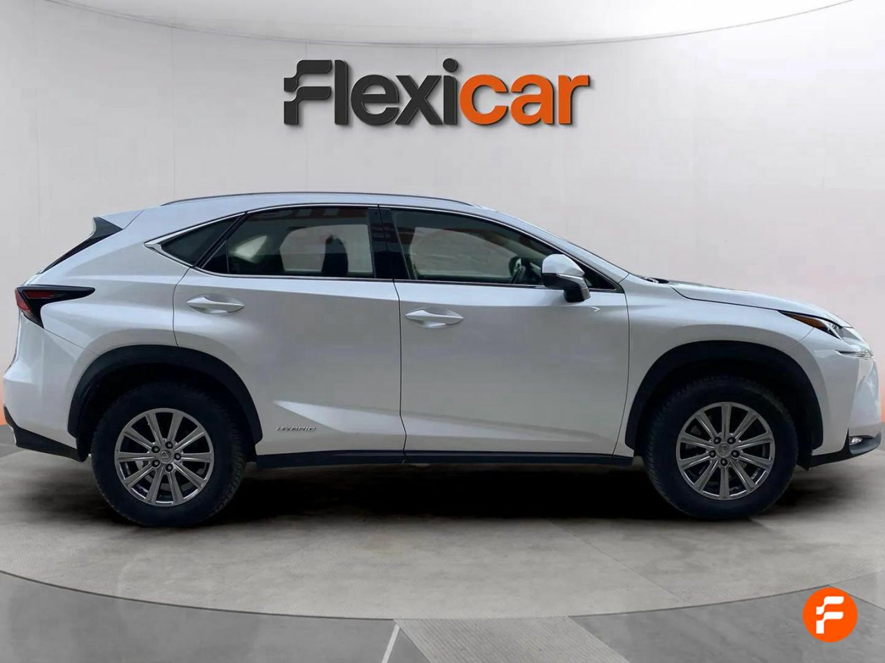Foto Lexus NX 5