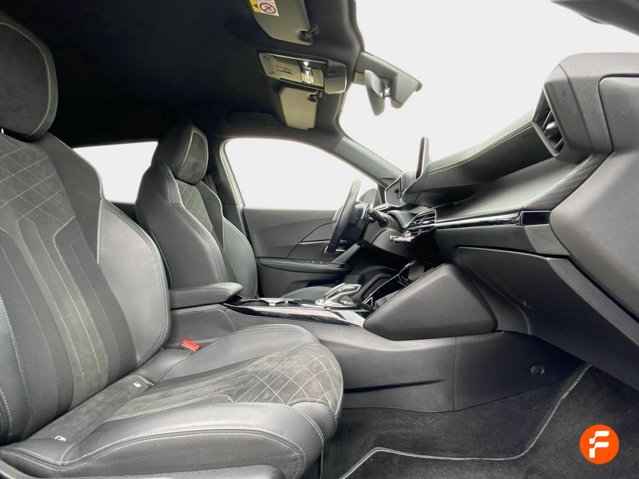 Foto Peugeot 2008 14