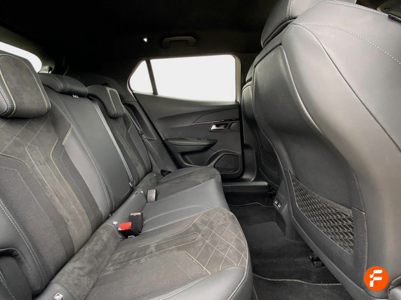 Foto Peugeot 2008 15
