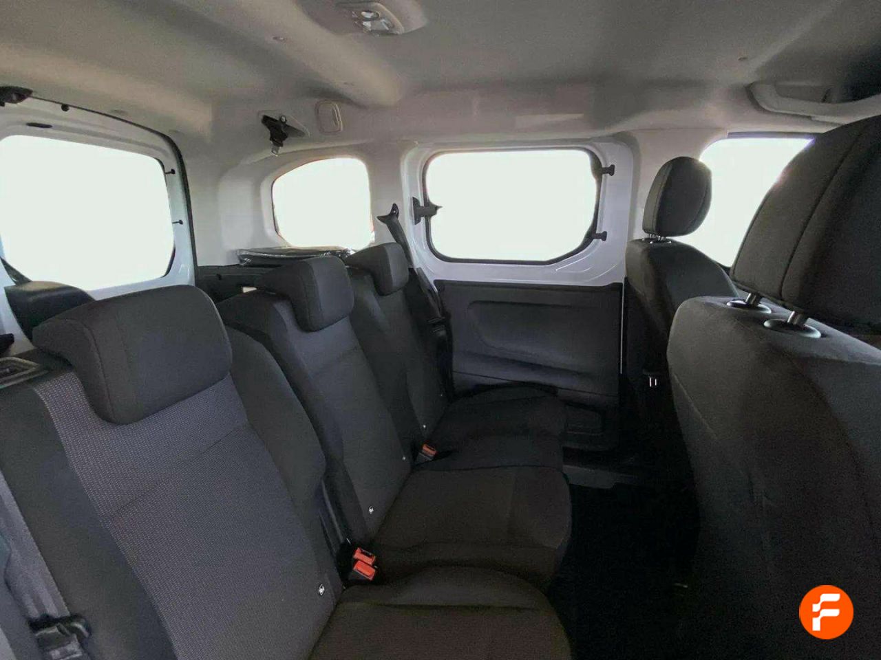 Foto Toyota Proace 12