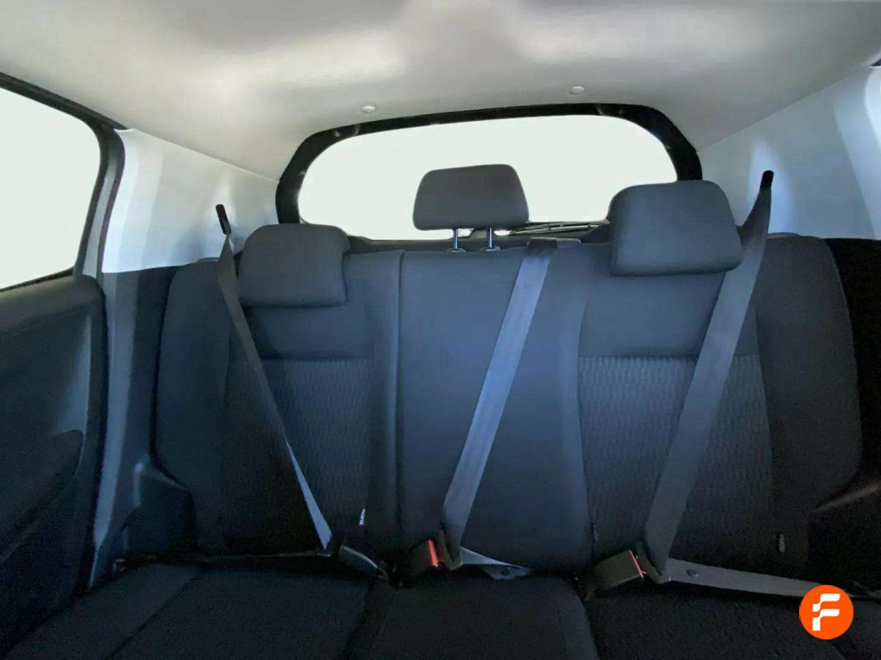 Foto Peugeot 208 14