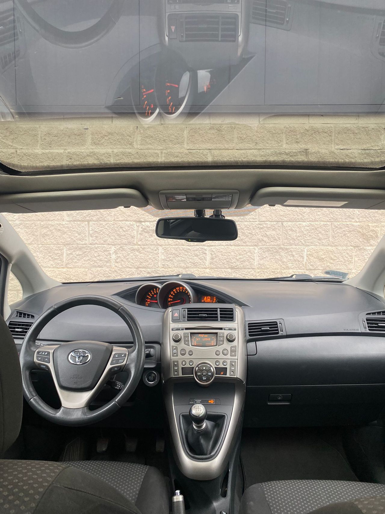 Foto Toyota Corolla Verso 18