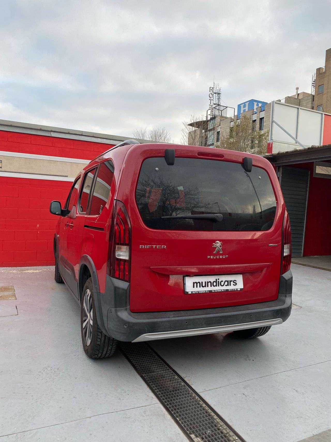 Foto Peugeot Rifter 8