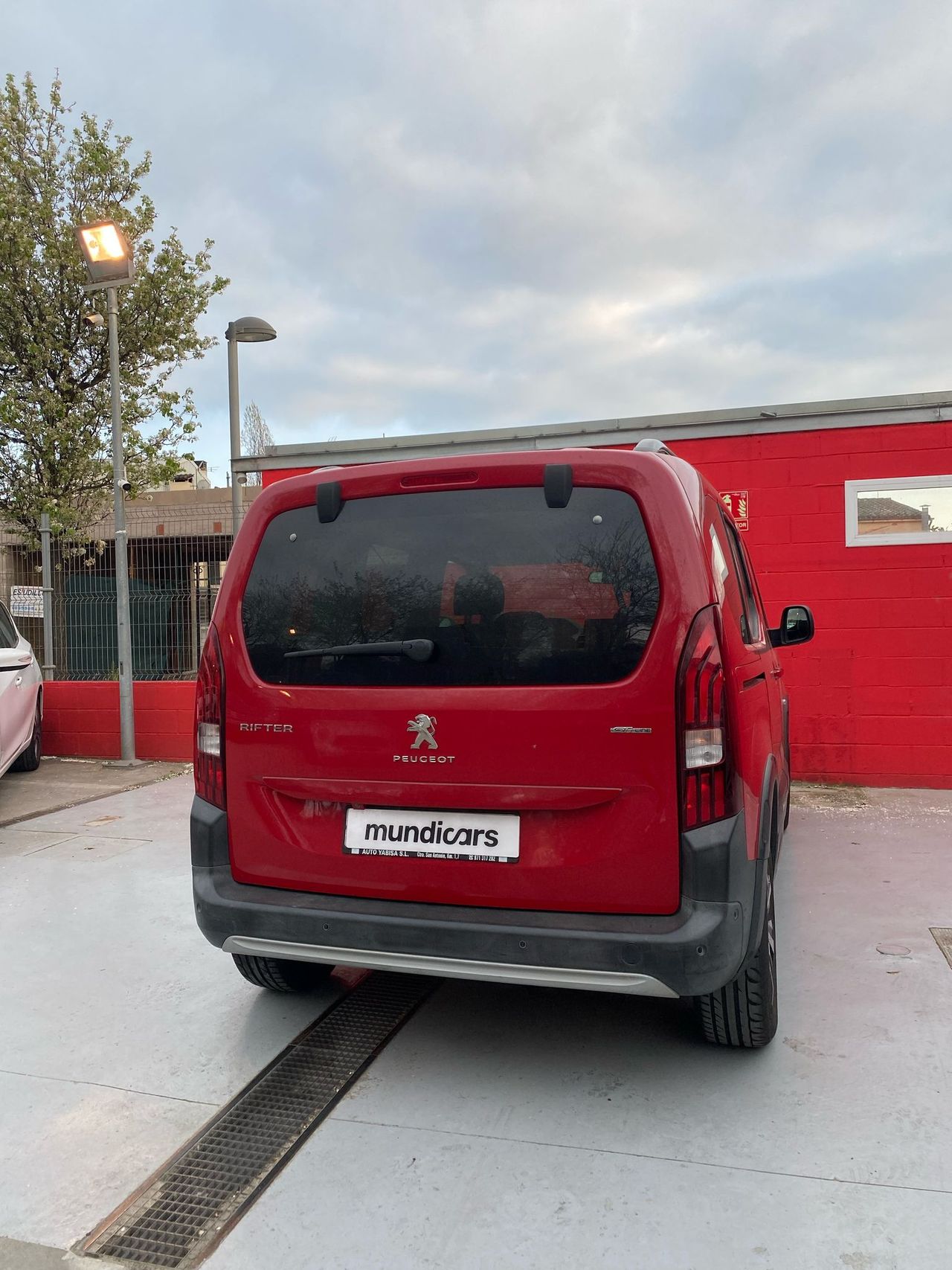Foto Peugeot Rifter 9