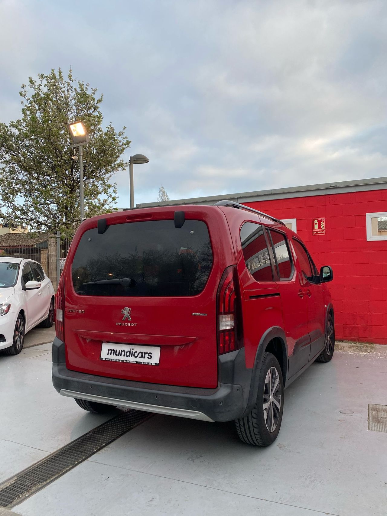 Foto Peugeot Rifter 12