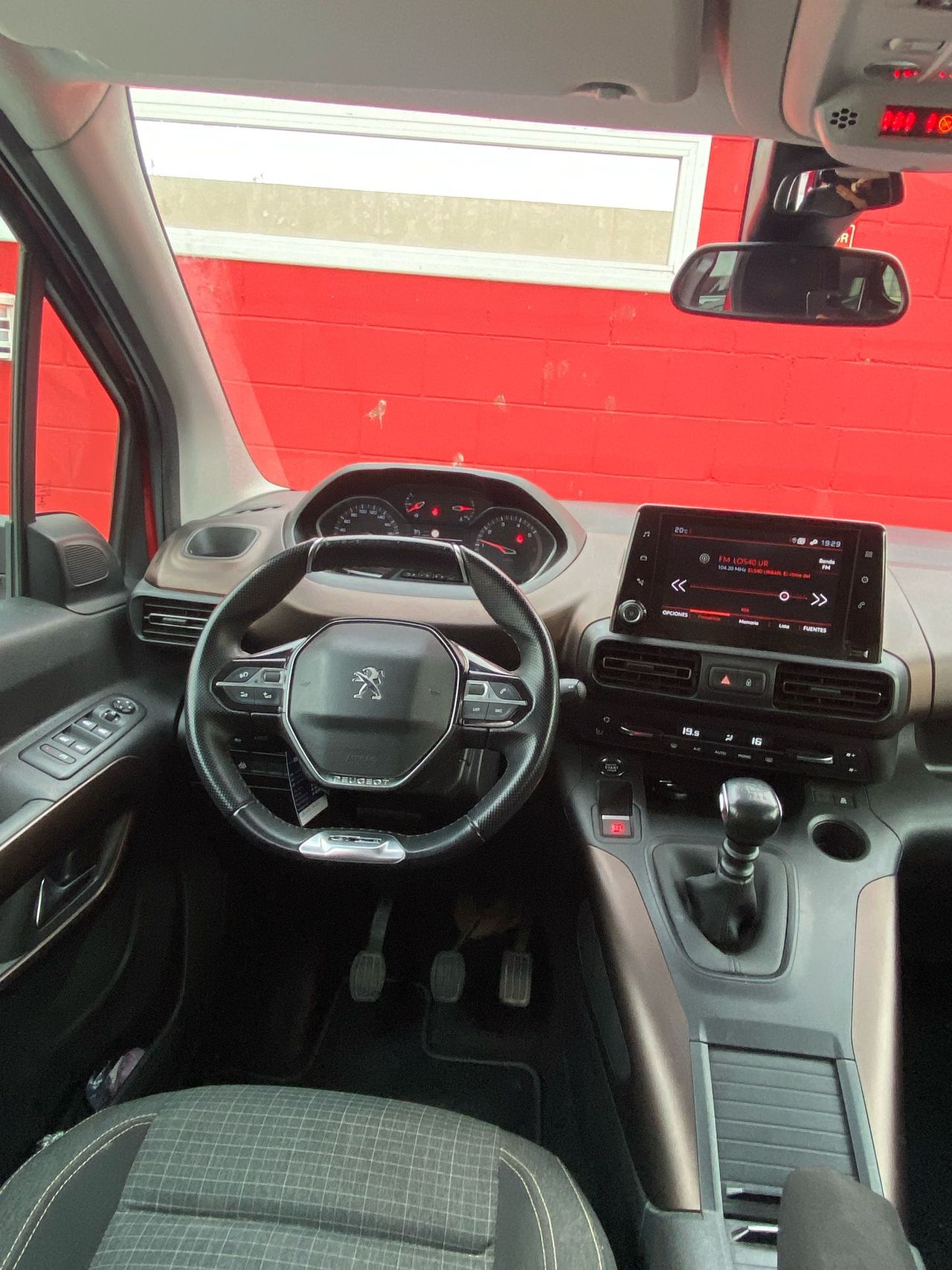 Foto Peugeot Rifter 13