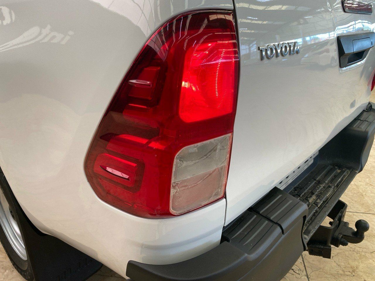 Foto Toyota Hilux 12