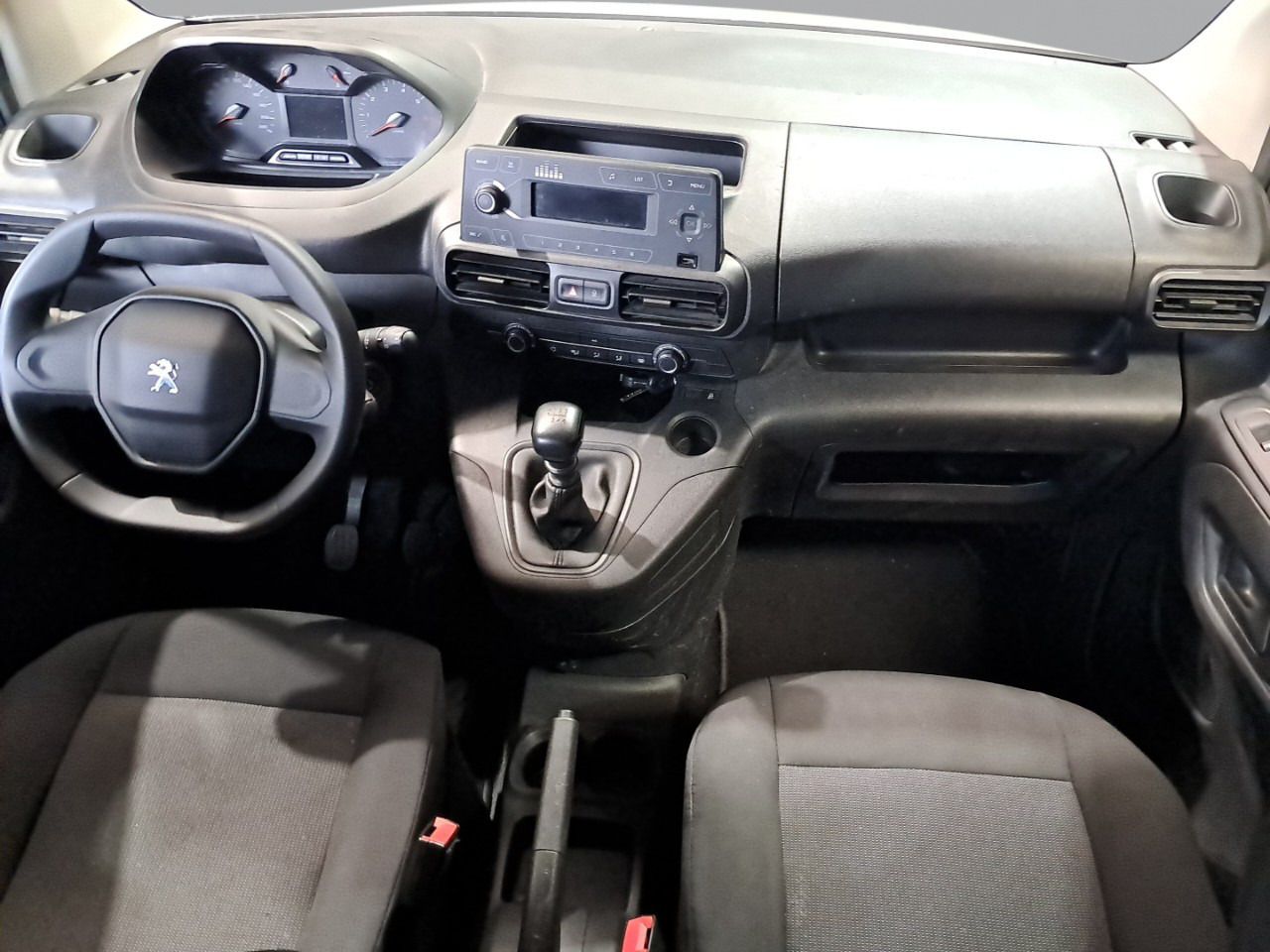 Foto Peugeot Rifter 8