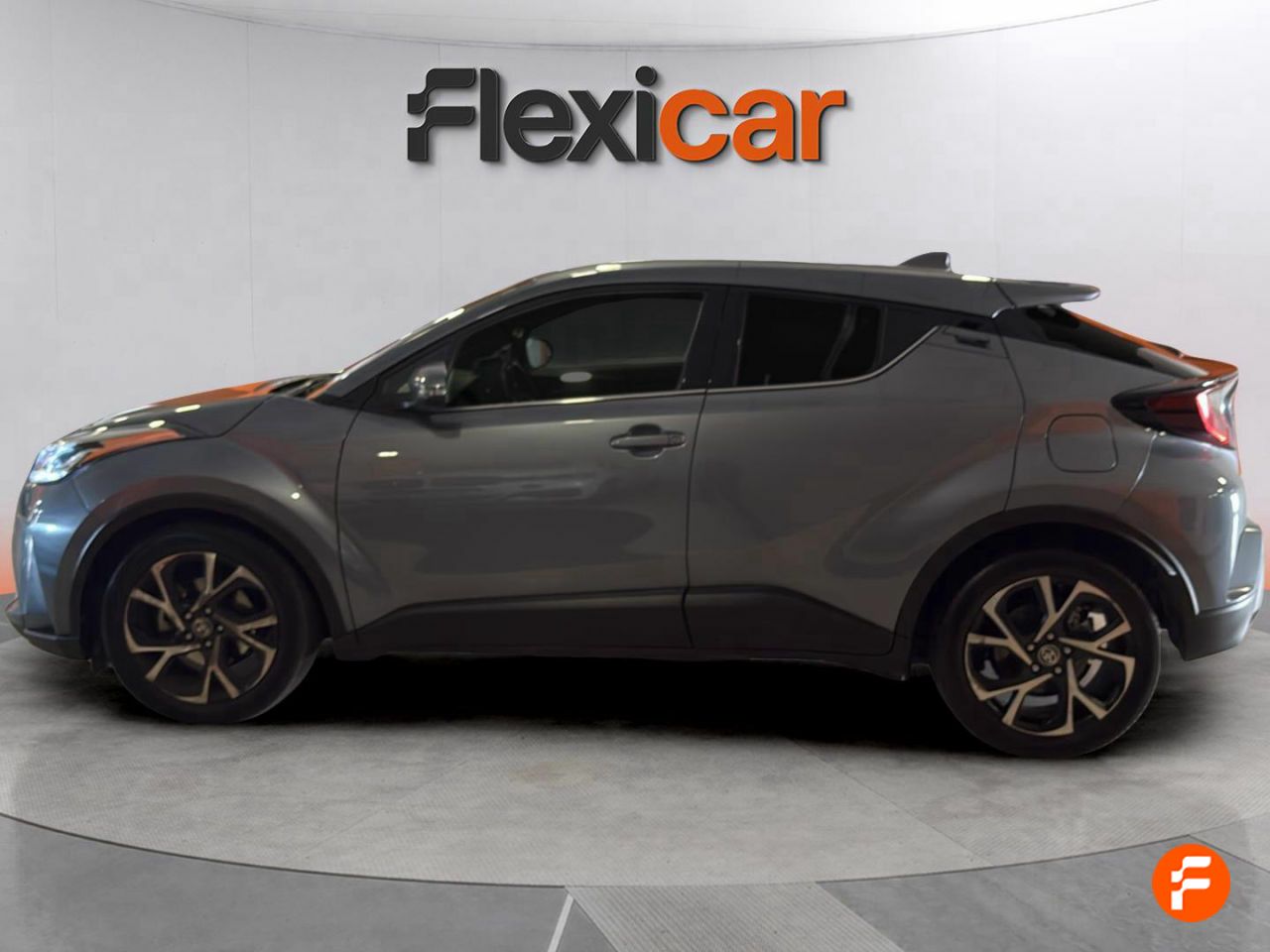 Foto Toyota C-HR 4