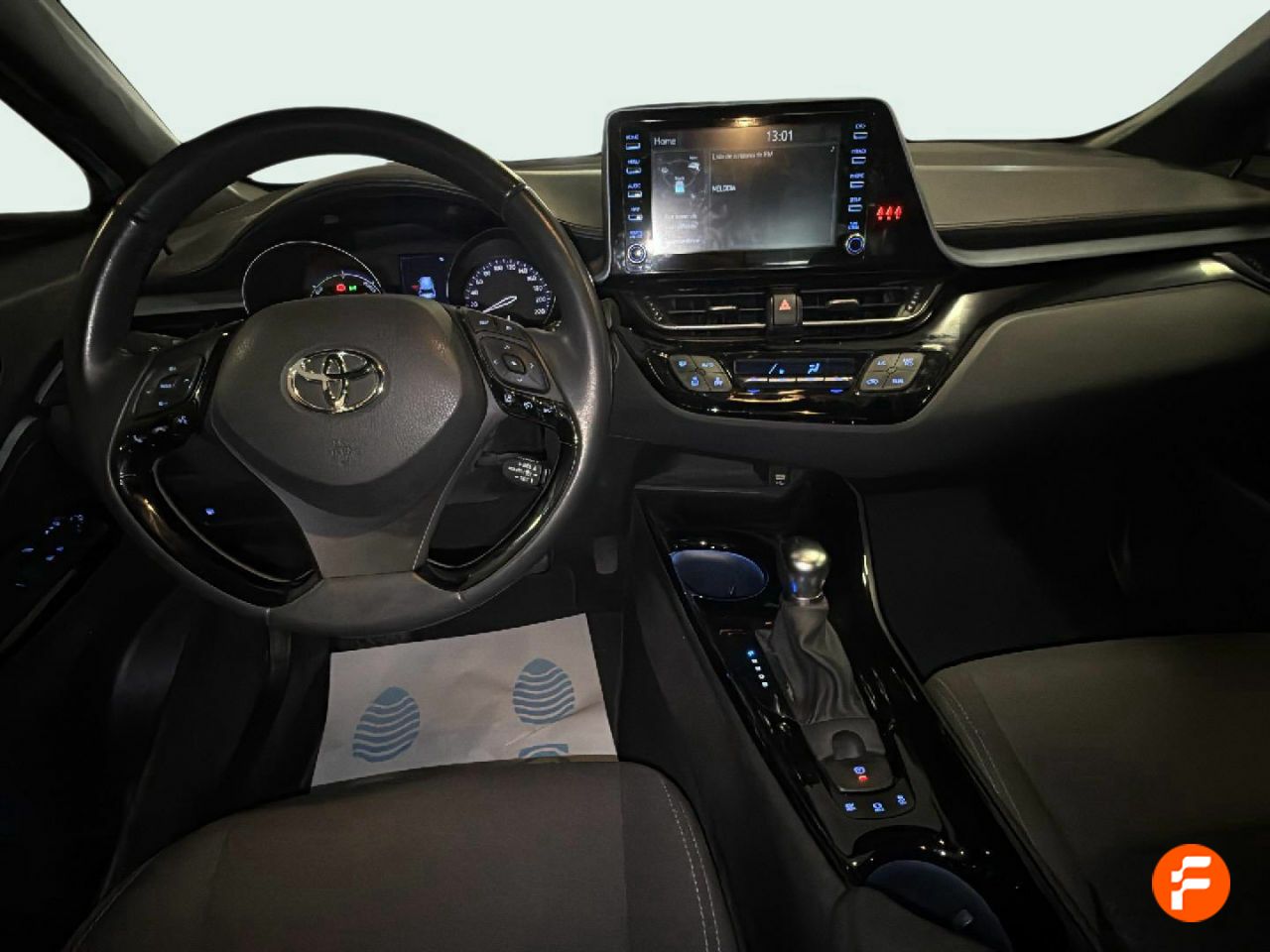 Foto Toyota C-HR 16