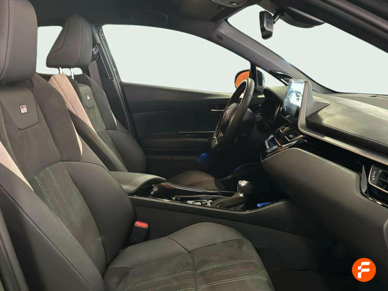Foto Toyota C-HR 13