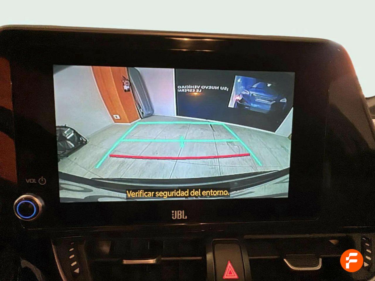 Foto Toyota C-HR 17