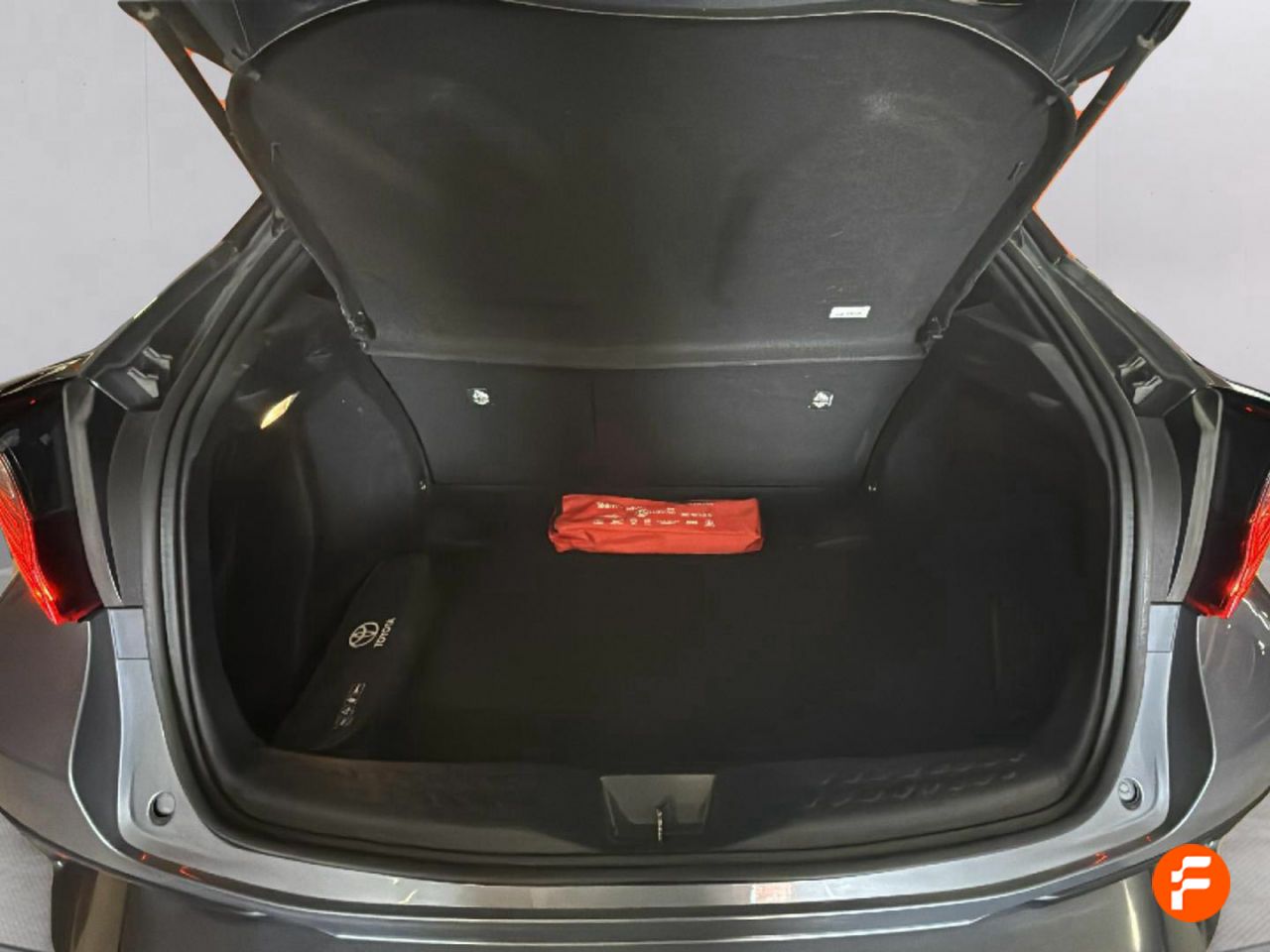 Foto Toyota C-HR 7