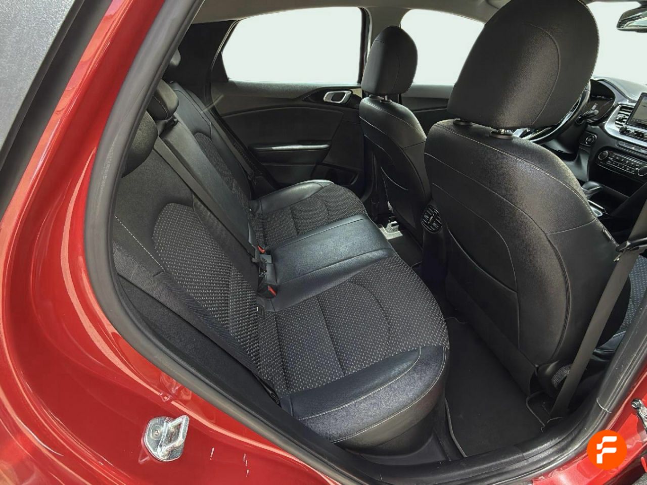 Foto Kia XCeed 7