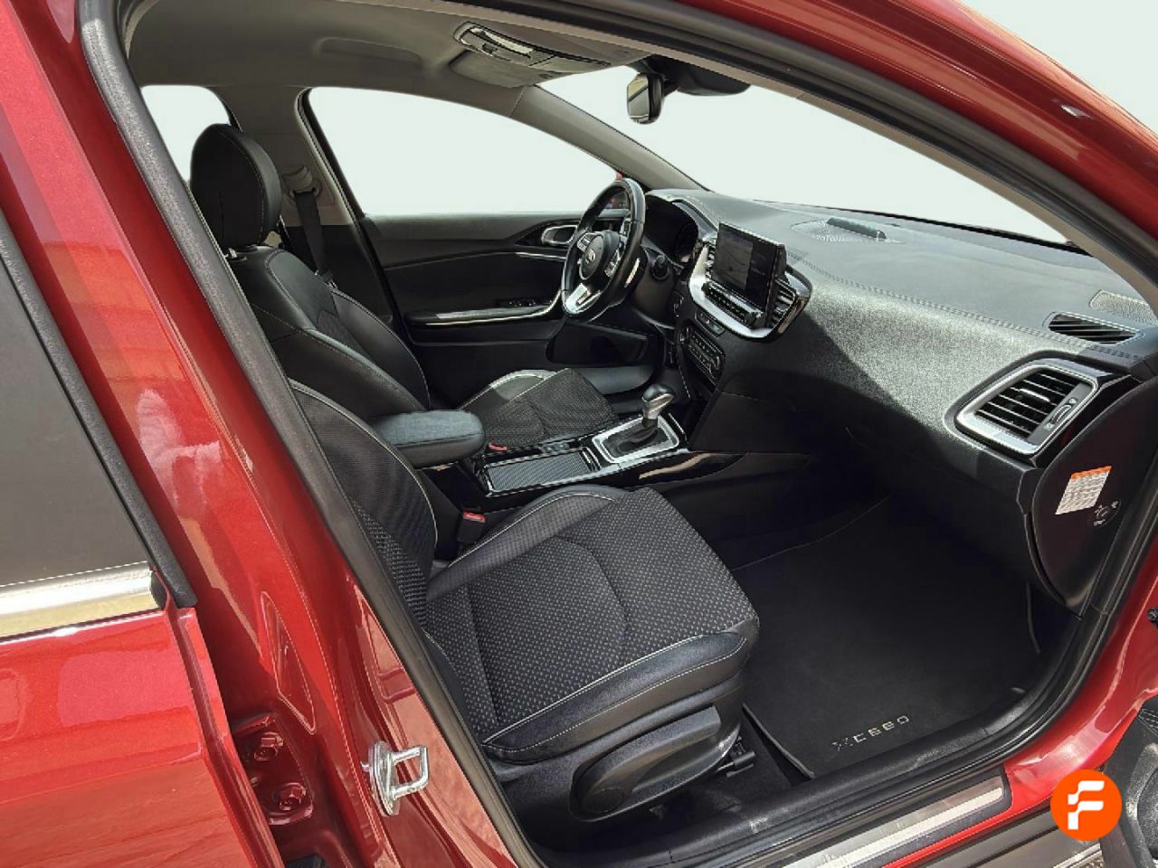Foto Kia XCeed 16