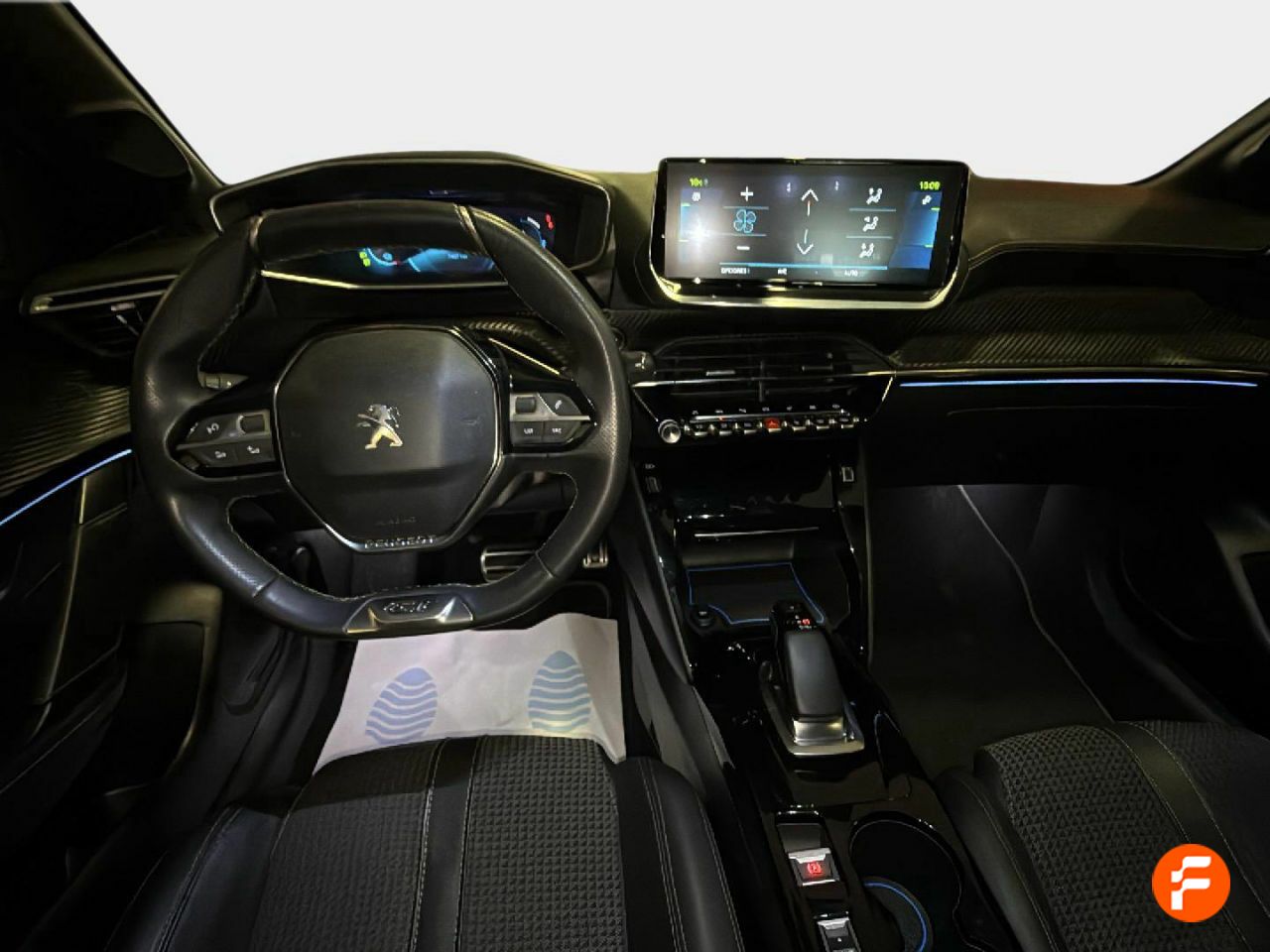 Foto Peugeot 208 8