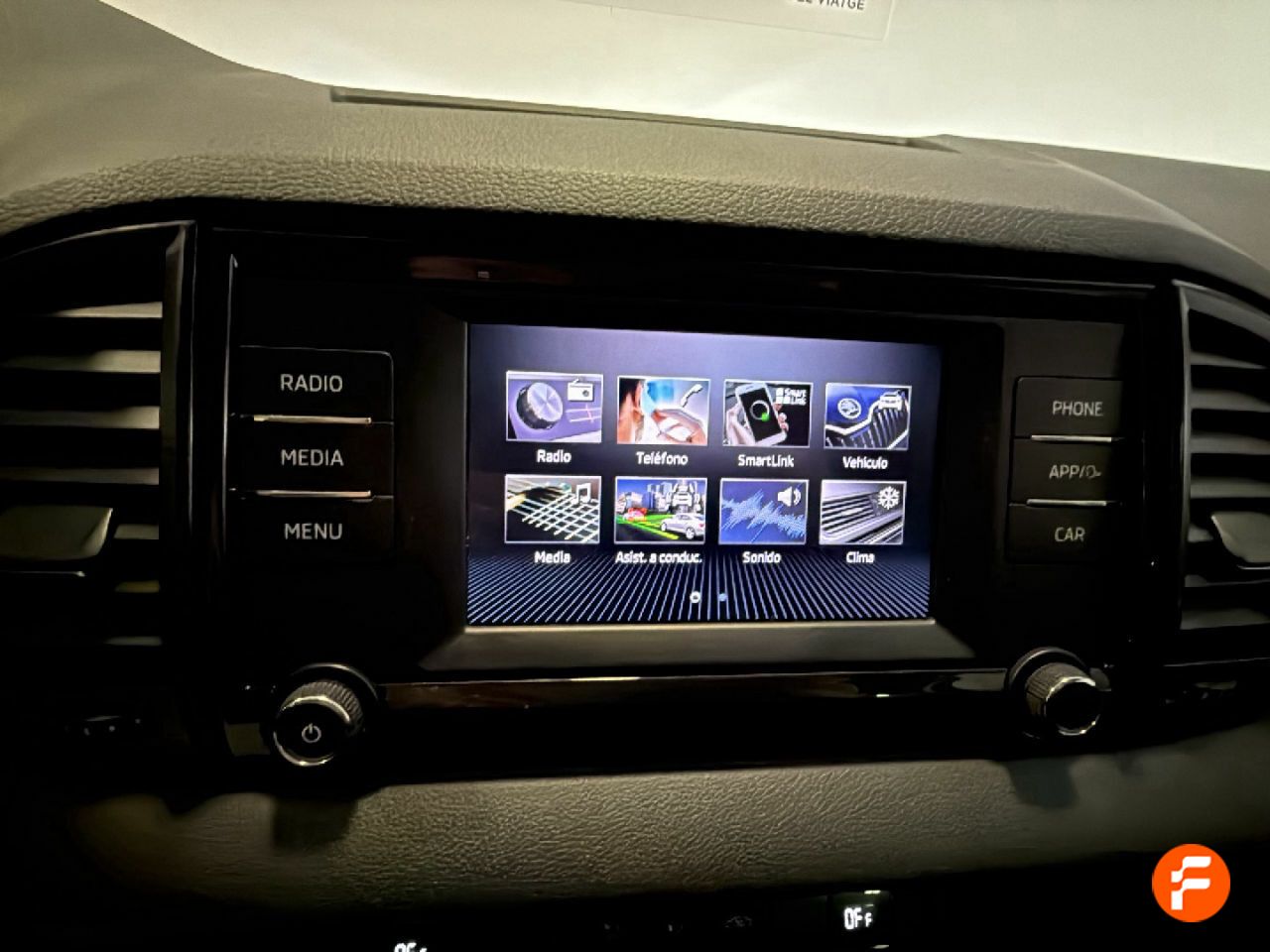 Foto Skoda Karoq 15