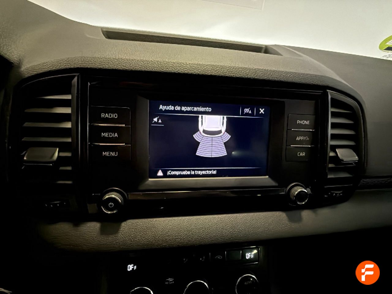 Foto Skoda Karoq 16