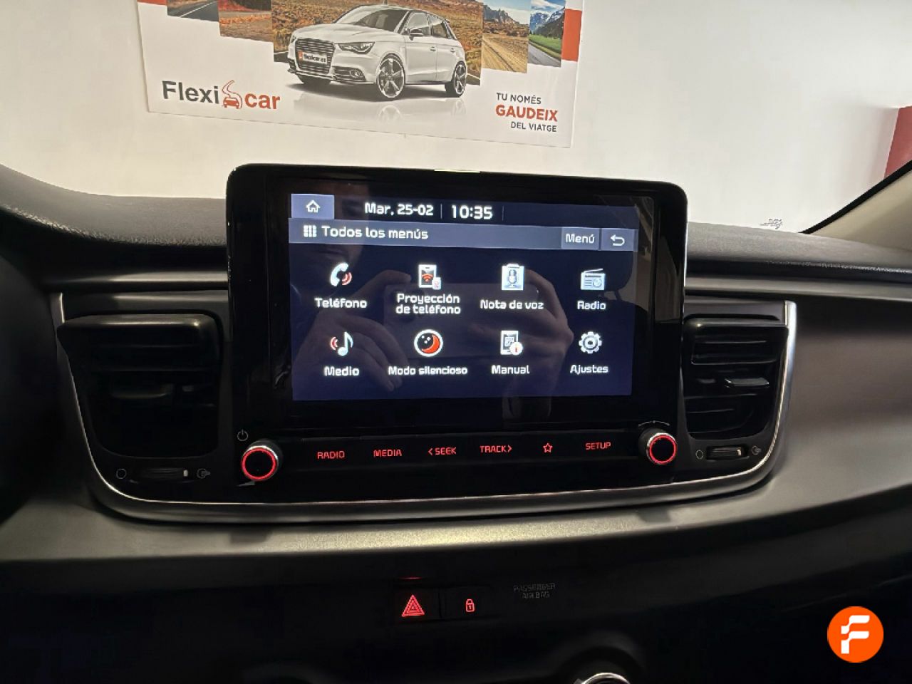 Foto Kia Rio 12