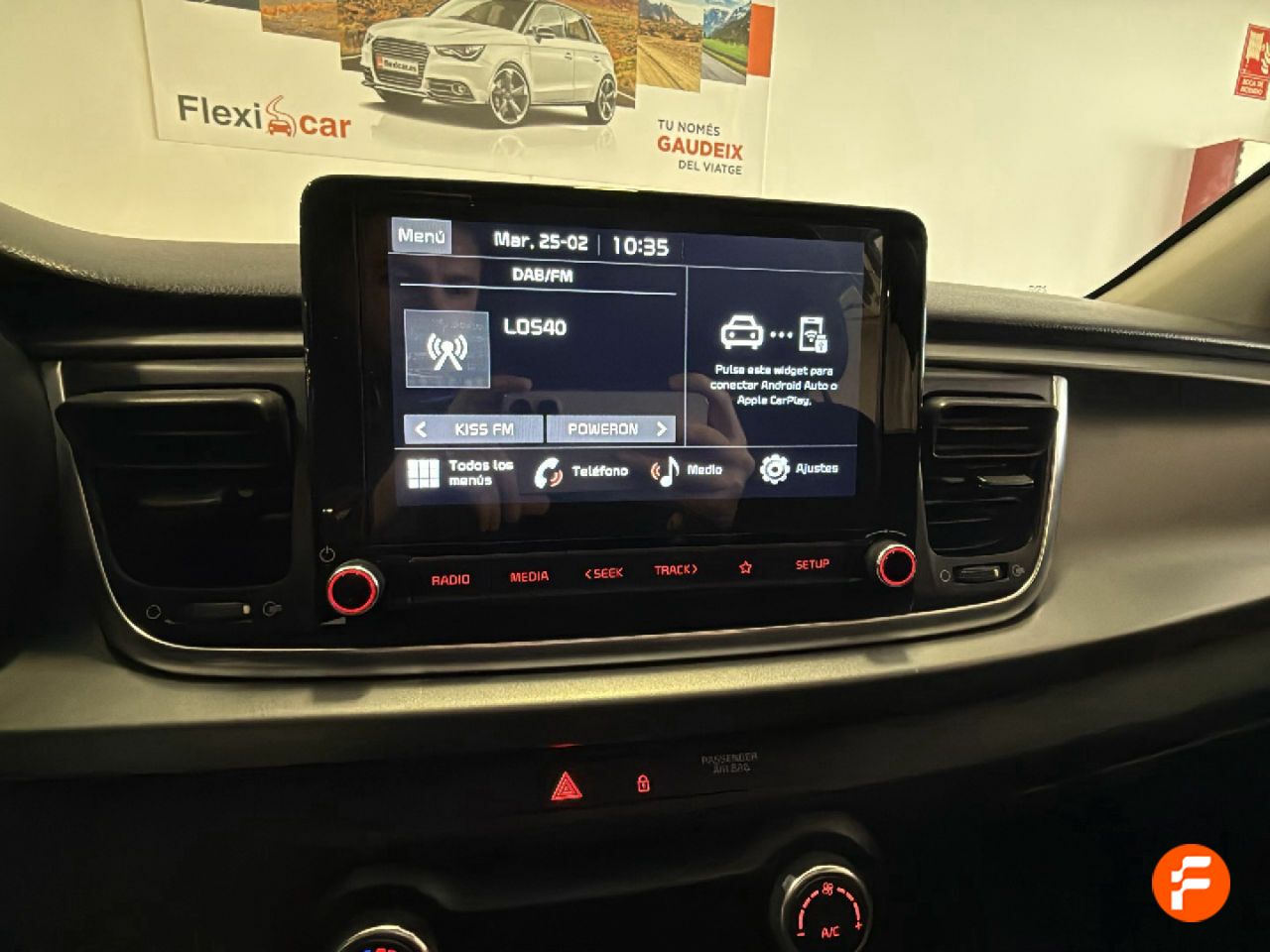 Foto Kia Rio 15