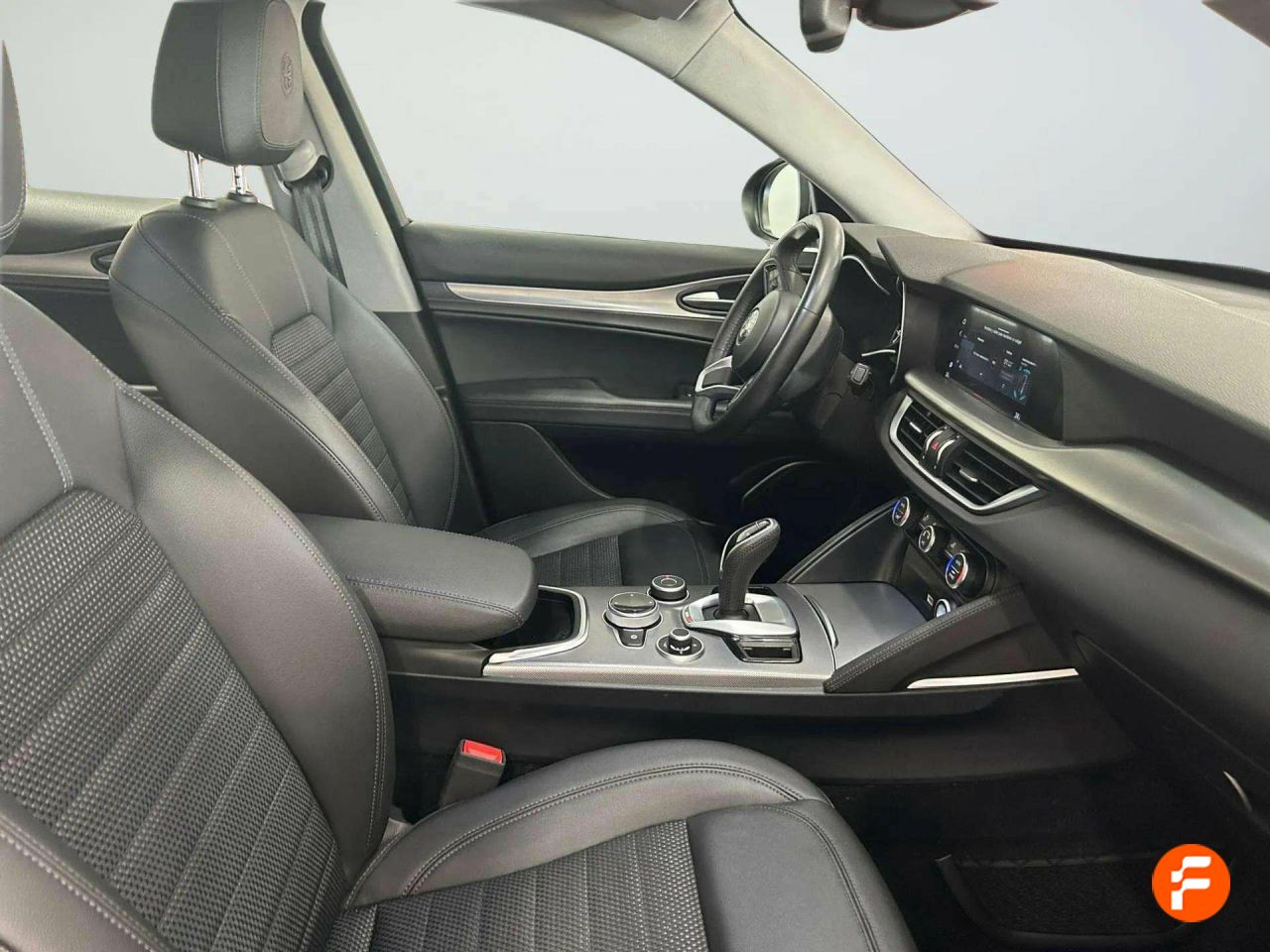 Foto Alfa Romeo Stelvio 14