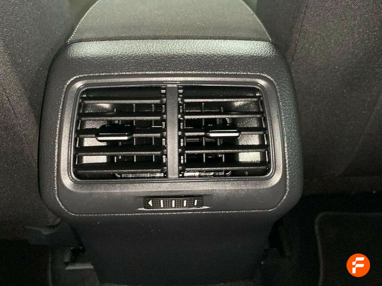 Foto Volkswagen Golf 20