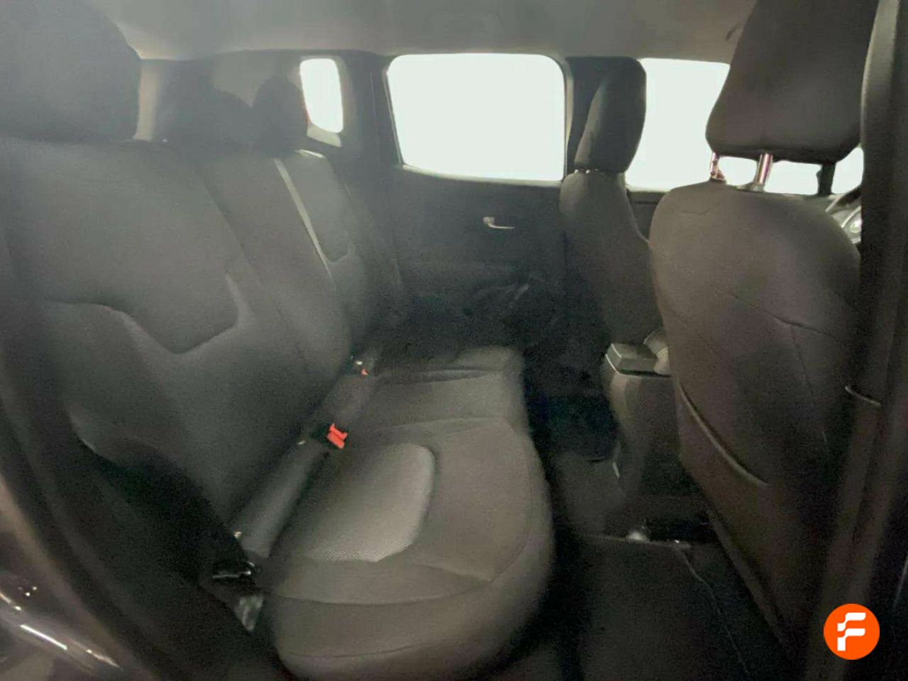 Foto Jeep Renegade 18