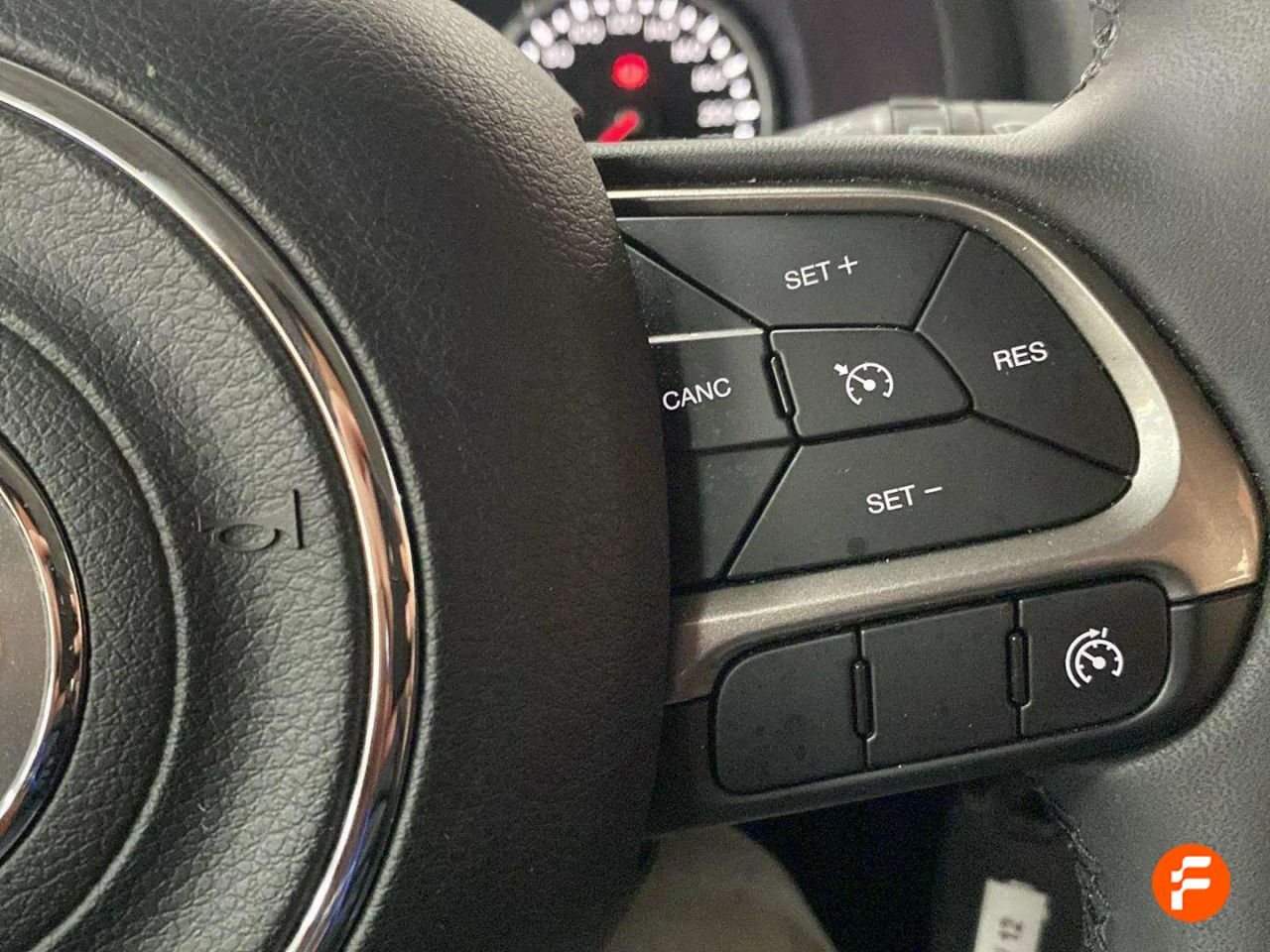 Foto Jeep Renegade 19