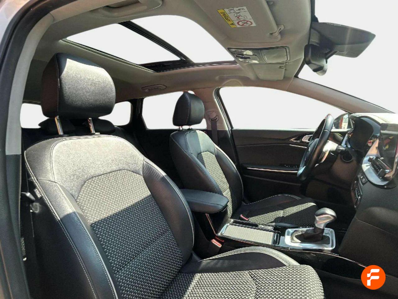 Foto Kia Ceed 15