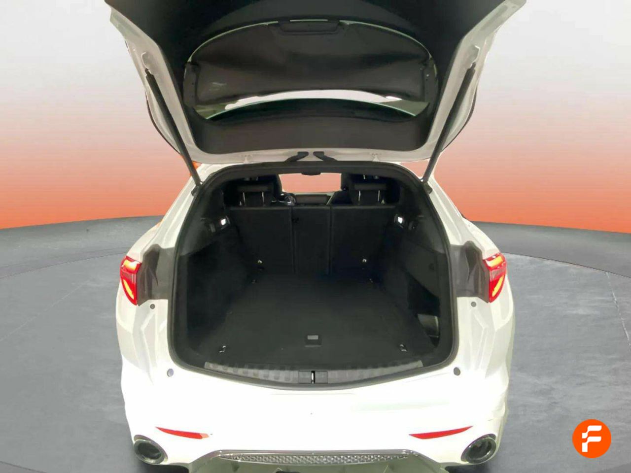 Foto Alfa Romeo Stelvio 14