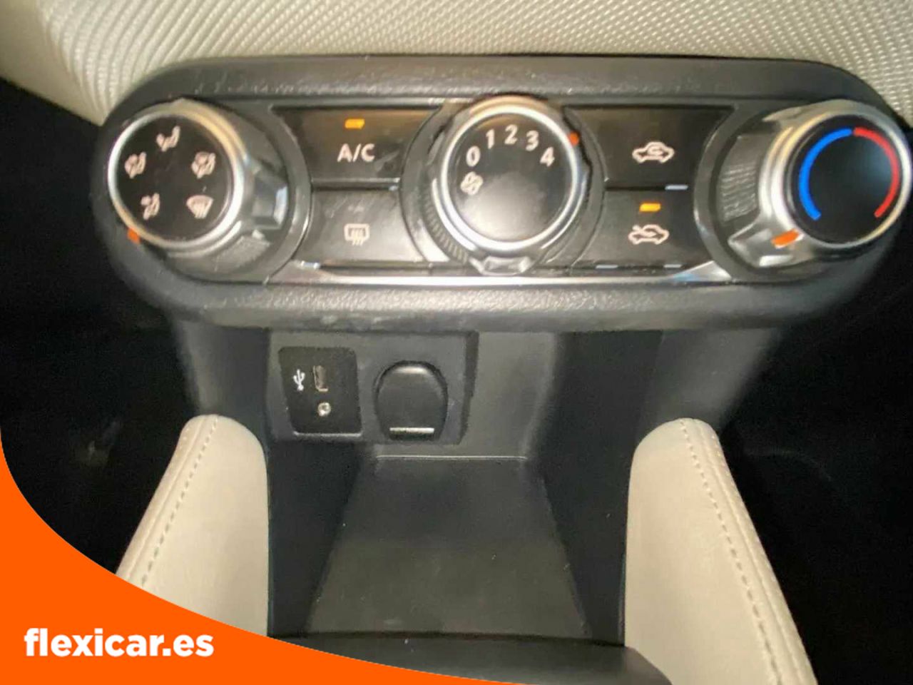 Foto Nissan Micra 24