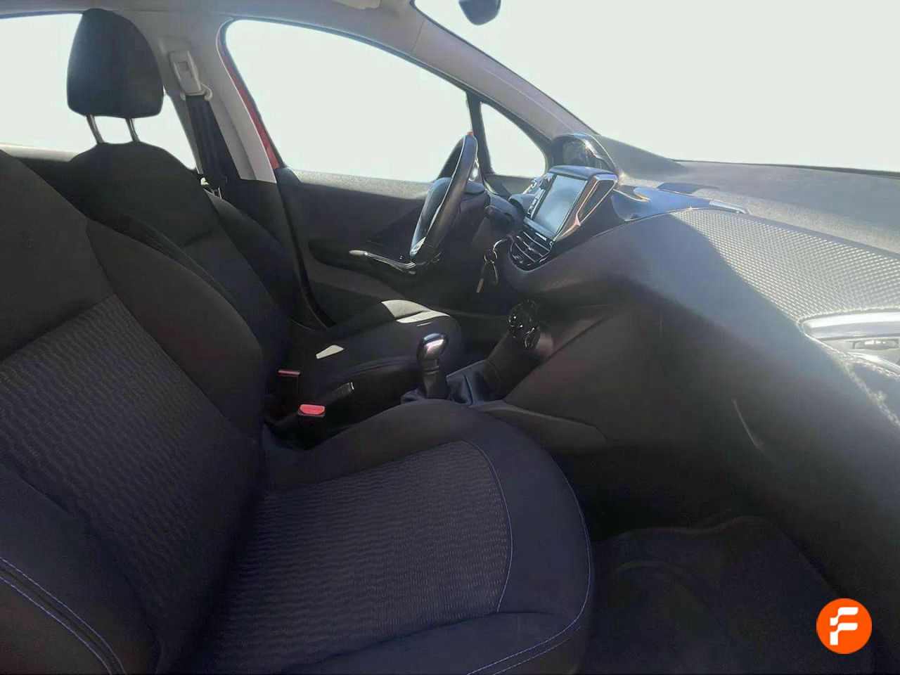 Foto Peugeot 208 14