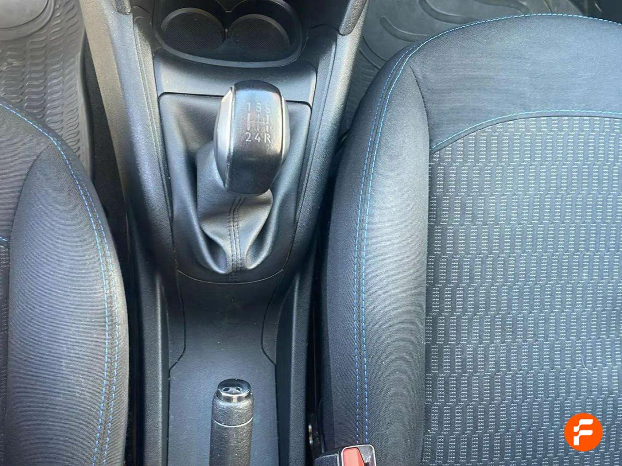 Foto Peugeot 208 25