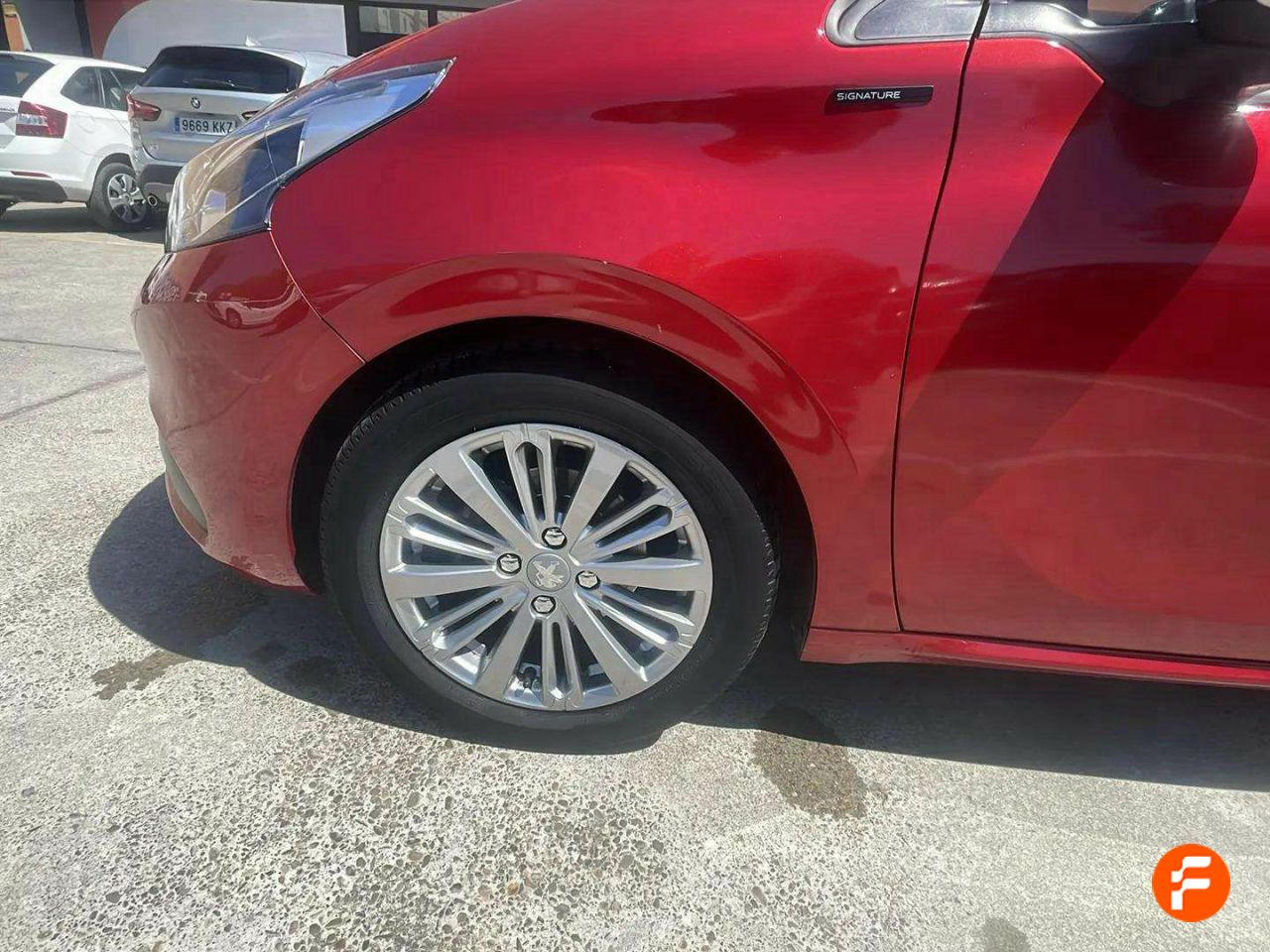 Foto Peugeot 208 32
