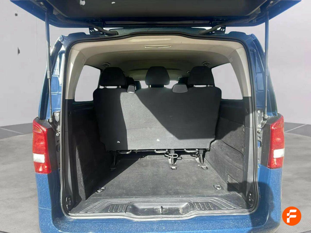 Foto Mercedes-Benz Vito 16