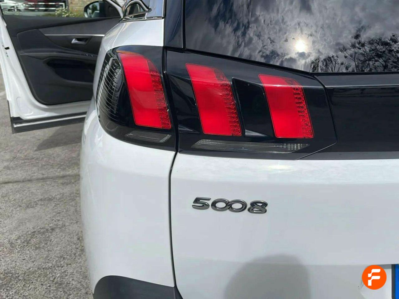 Foto Peugeot 5008 35