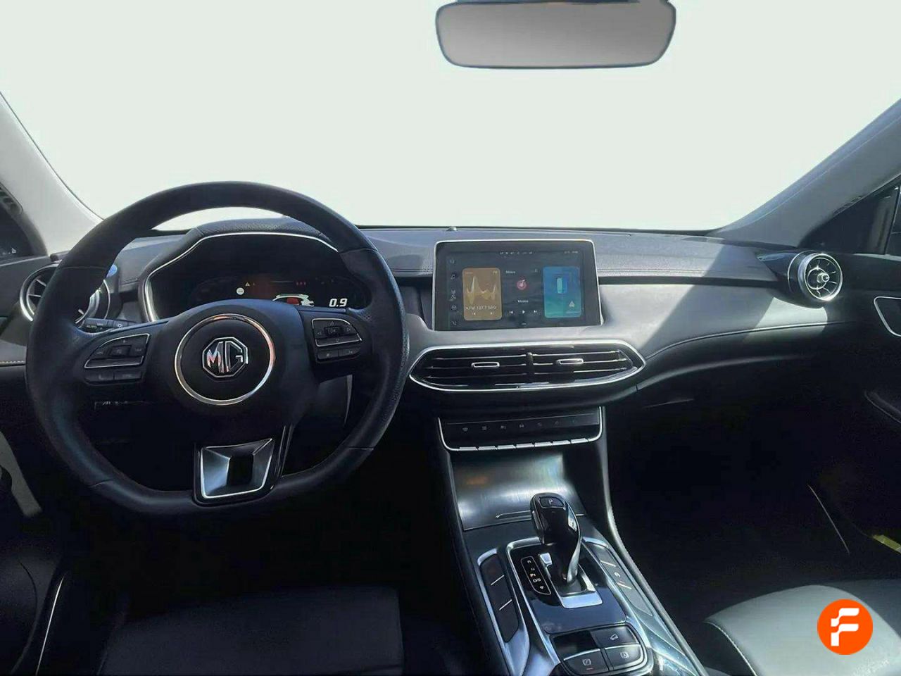 Foto MG HS 10