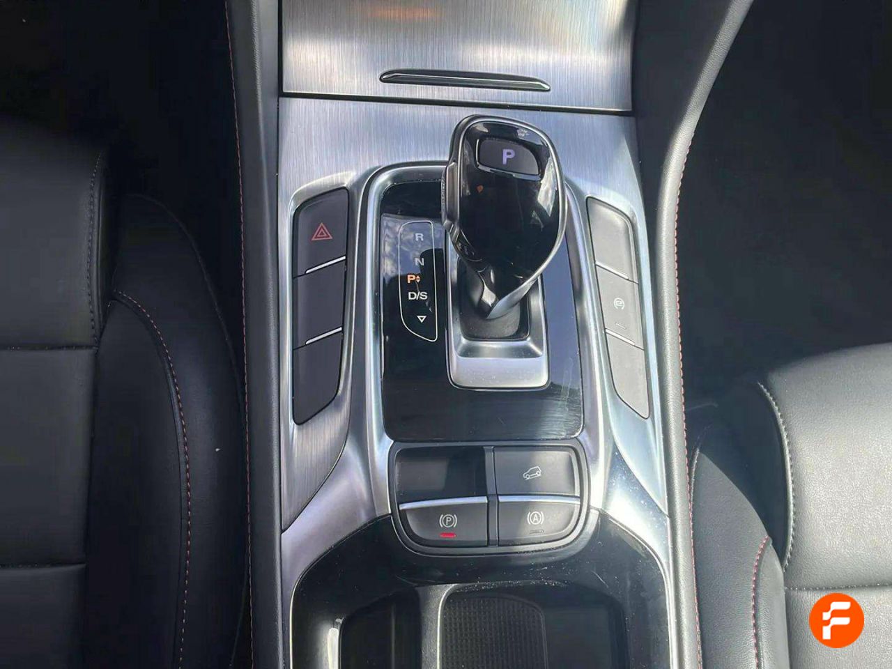 Foto MG HS 27