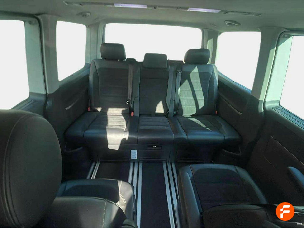 Foto Volkswagen Multivan 15