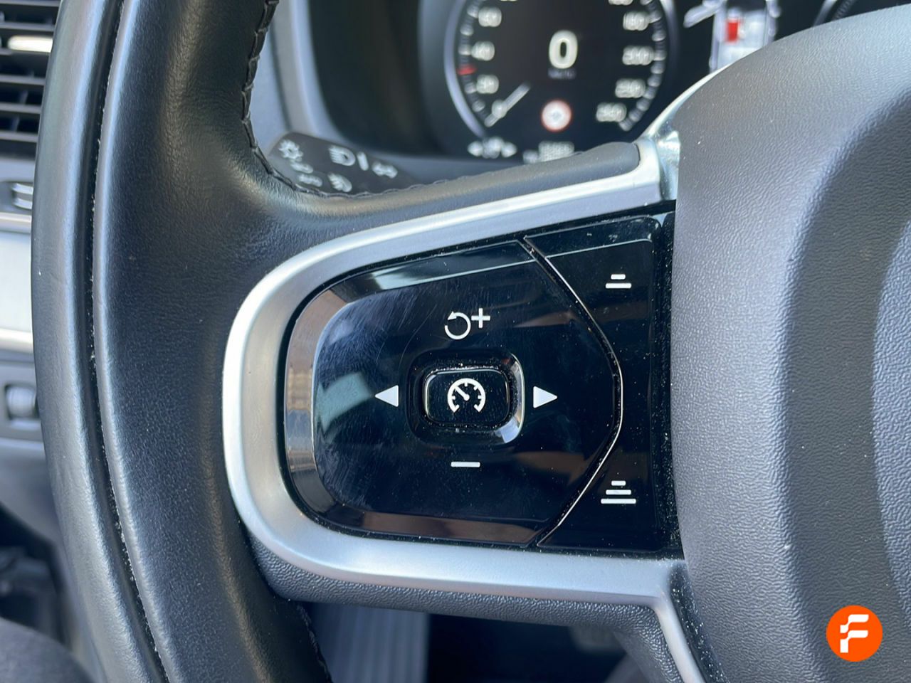 Foto Volvo XC90 24