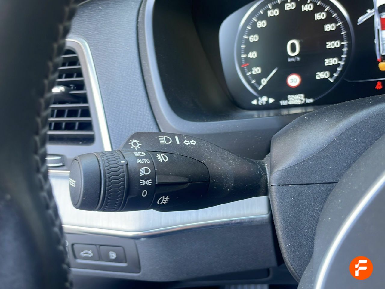 Foto Volvo XC90 25