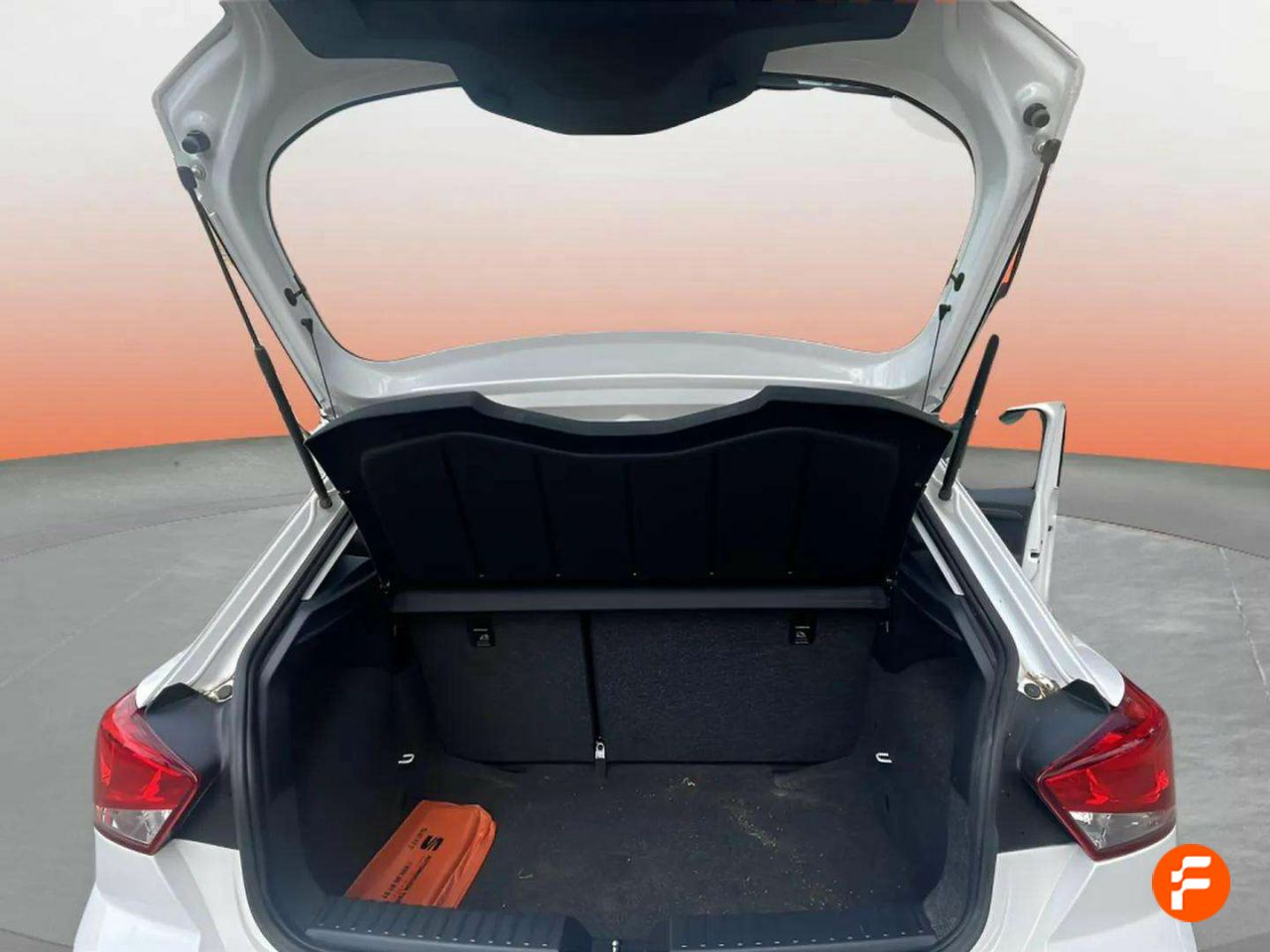 Foto Seat Ibiza 10