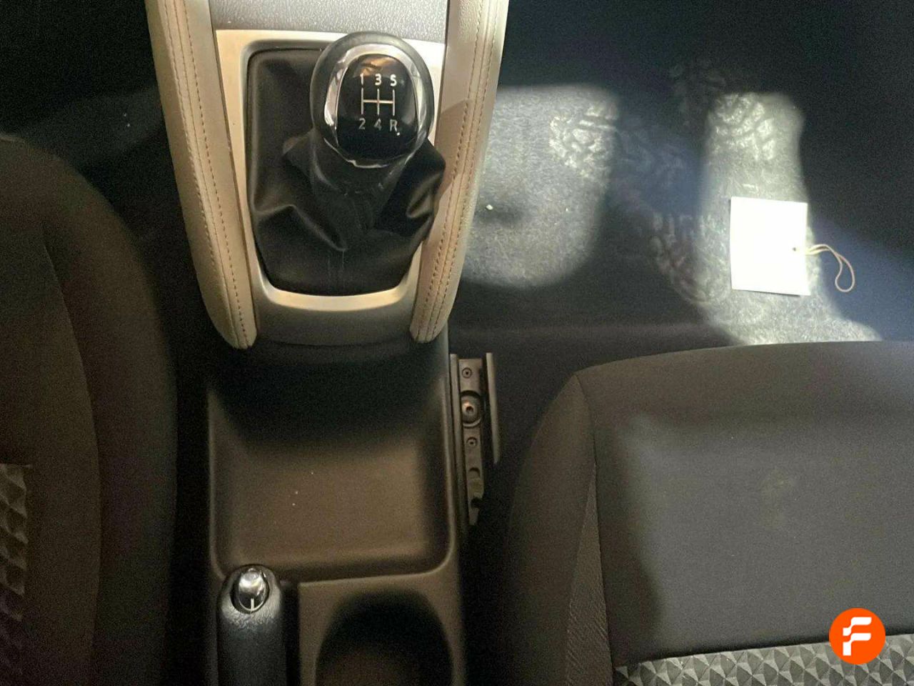 Foto Nissan Micra 27