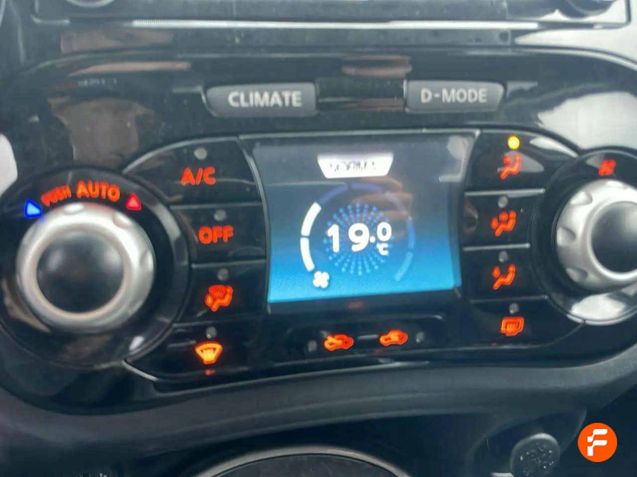 Foto Nissan Juke 25