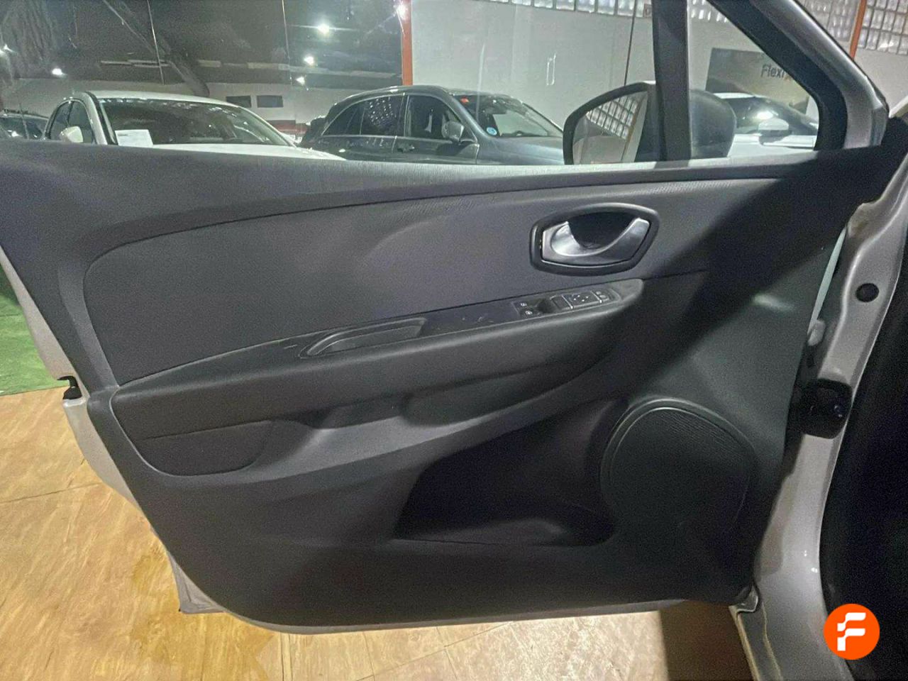 Foto Renault Clio 17