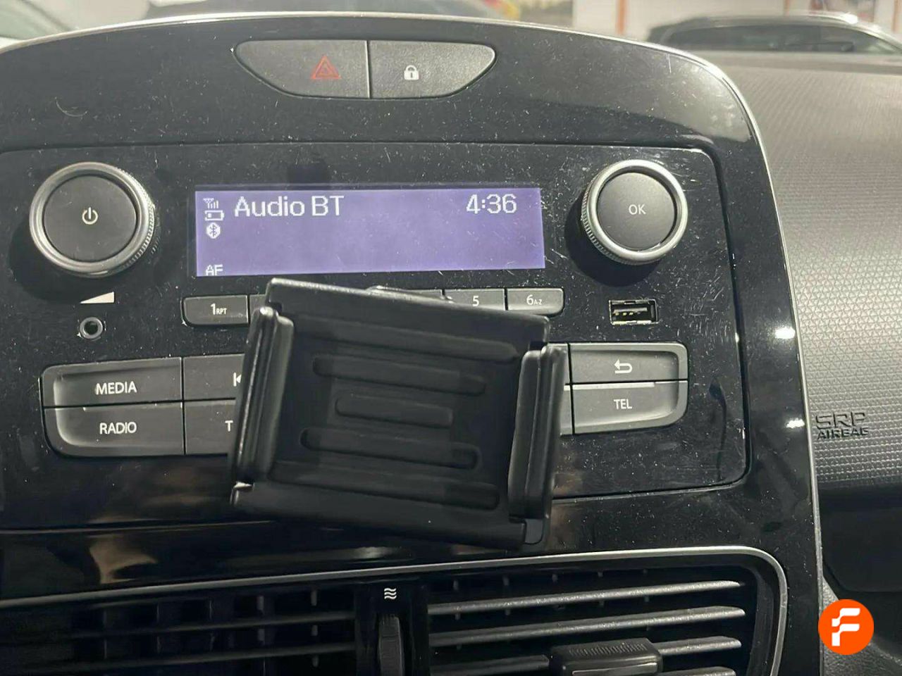 Foto Renault Clio 26